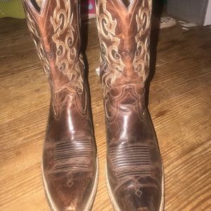 Women’s ariat boots, worn but decent shape size 8